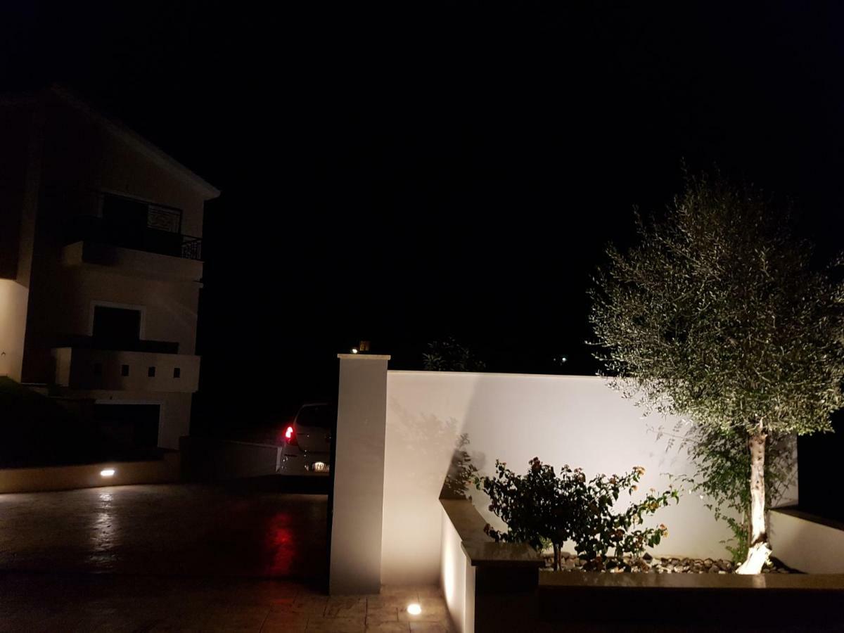 Dimitris Villa Éjo Kültér fotó
